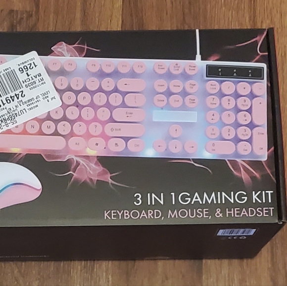 LVLUP 3 in 1 Gaming Set - Gaming Headset. Mouse & Keyboard (NEW) - Picture 3 of 6